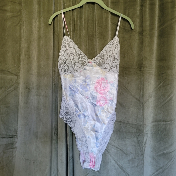 Vintage White Floral Sheer Lace Body Suit